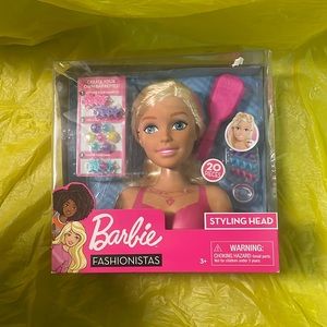 Barbie fashionista styling head